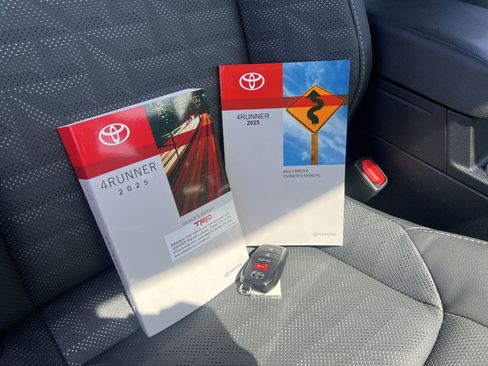 Used 2025 Toyota 4Runner TRD Off-Road Premium w/ Tow Technology Package image 83