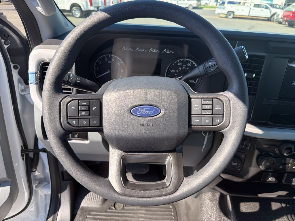 New 2027 Ford F350 XL w/ XL Chrome Package AWD/4WD image 14