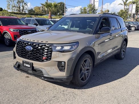 New 2026 Ford Explorer ST image 7
