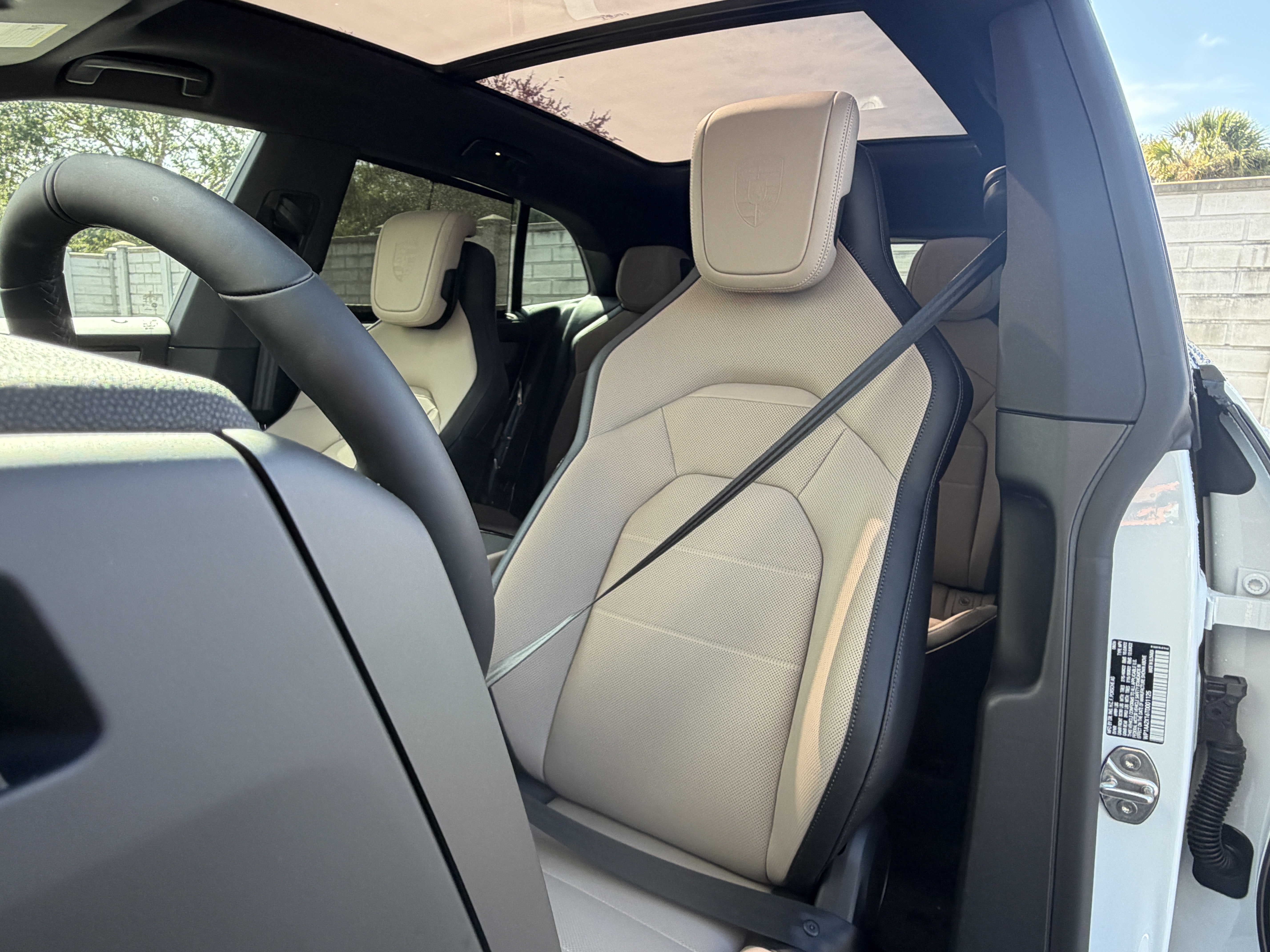 Used 2026 Porsche Cayenne Electric AWD/4WD image 5