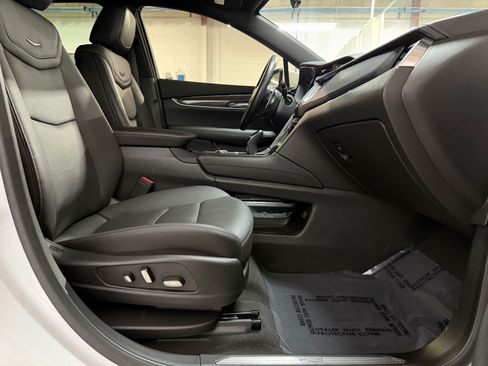 Certified 2023 Cadillac XT5 Sportv w/ Technology Package AWD/4WD image 33