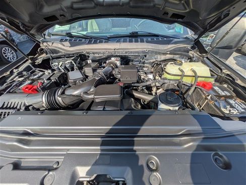 Used 2021 Ford F250 XL w/ STX Appearance Package AWD/4WD image 13