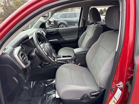Used 2018 Toyota Tacoma SR5 image 14