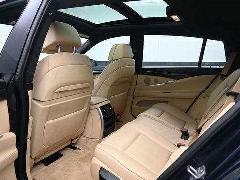Used 2013 BMW 535i Gran Turismo xDrive image 22