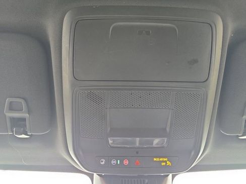 Used 2025 Chevrolet Equinox LT w/ Convenience Package II FWD image 7