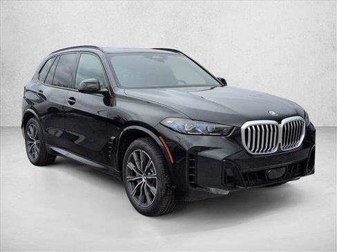 New 2026 BMW X5 xDrive50e w/ M Sport Package AWD/4WD image 7