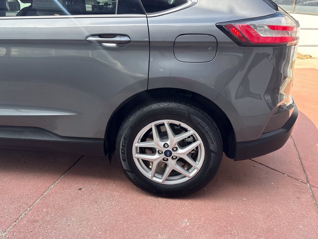 Used 2022 Ford Edge SEL AWD/4WD image 34