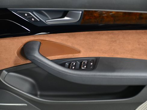 Used 2016 Audi A8 L 3.0T w/ Executive Package image 21