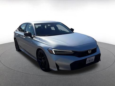 Used 2025 Honda Civic Sport image 3