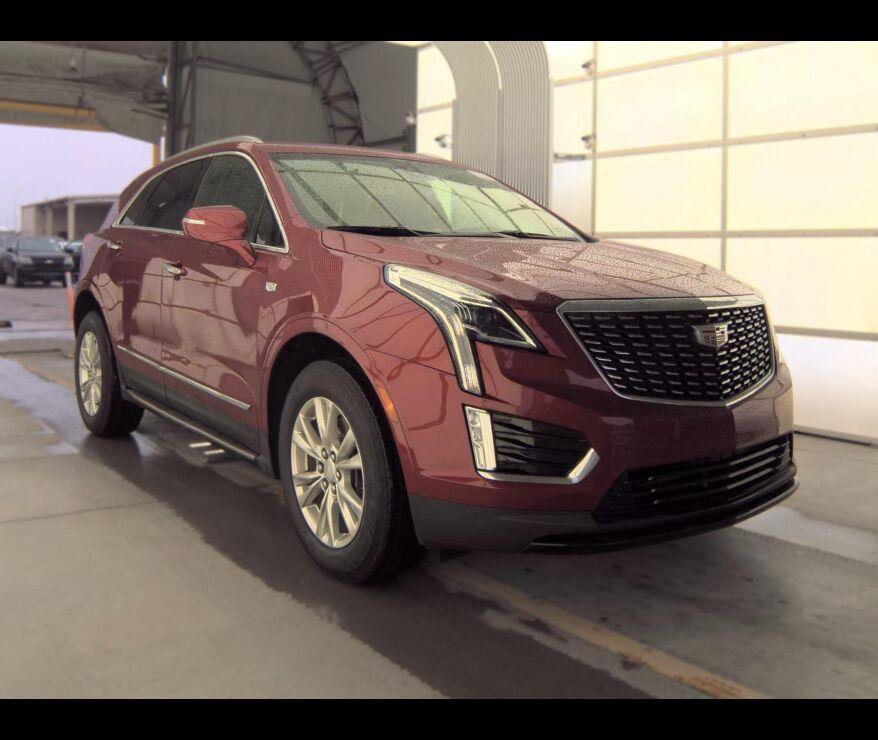 Used 2023 Cadillac XT5 Luxury FWD image 1