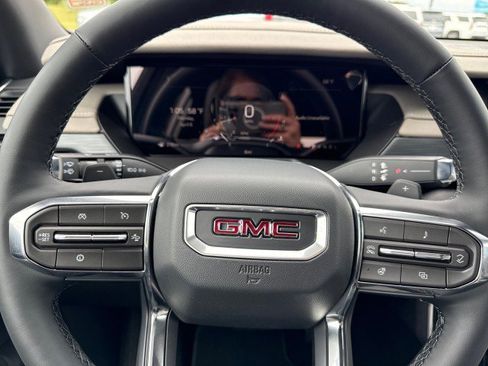 New 2026 GMC Acadia Elevation image 27