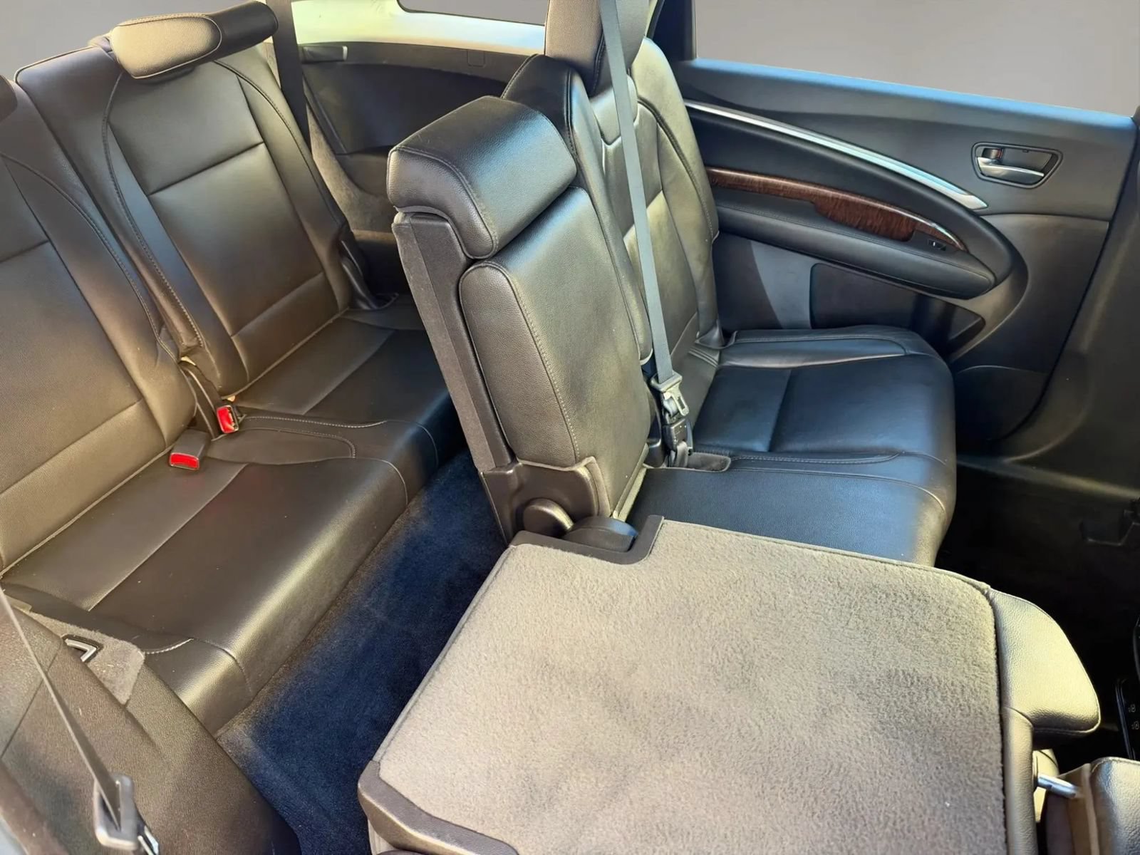 Used 2020 Acura MDX SH-AWD image 15