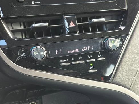 Used 2023 Toyota Camry LE FWD image 30