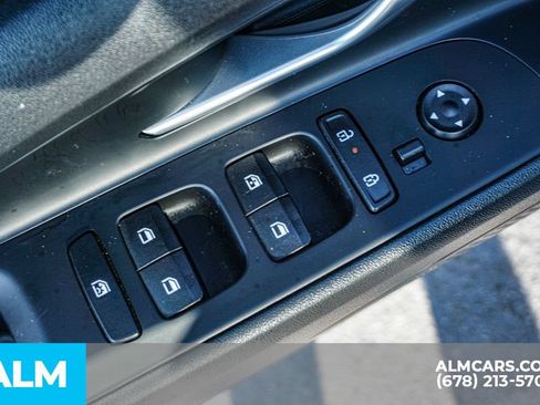 Used 2024 Hyundai Elantra SEL FWD image 47