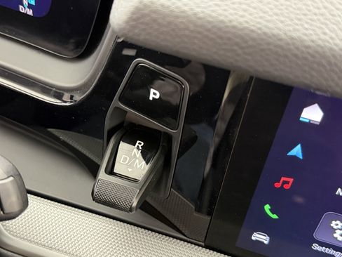 Certified 2024 Porsche Cayenne image 37