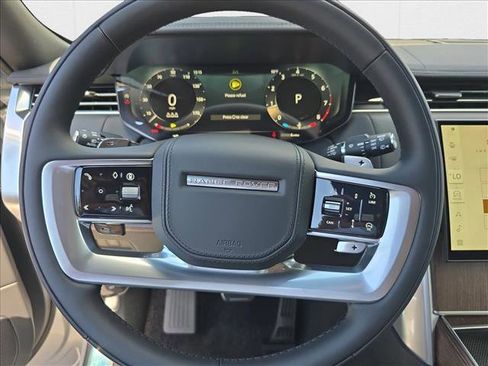 New 2025 Land Rover Range Rover SE image 19