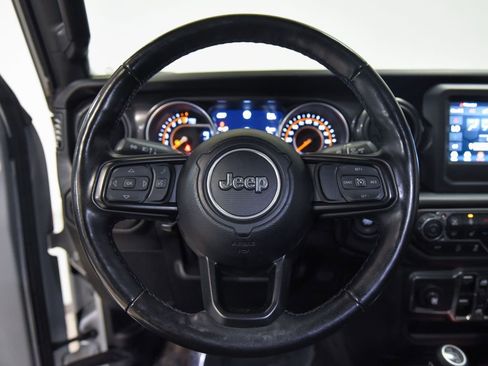 Used 2022 Jeep Gladiator Sport AWD/4WD image 29