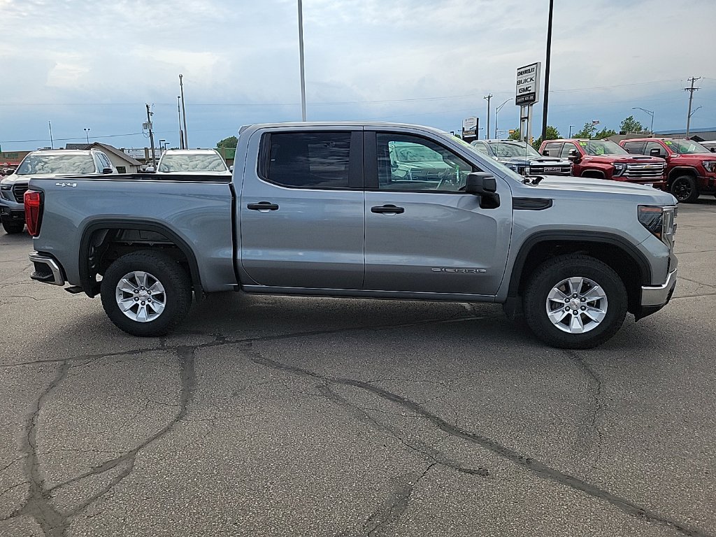 Used 2023 GMC Sierra 1500 Pro w/ Pro Value Package AWD/4WD image 4