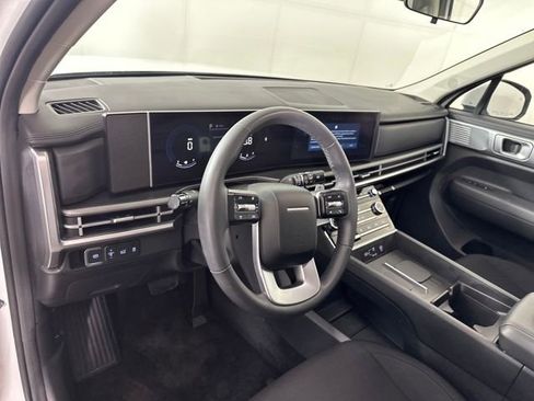 Used 2024 Hyundai Santa Fe SE image 13