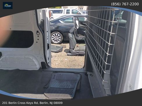 Used 2020 Nissan NV200 SV w/ Sliding Glass Door Package FWD image 23