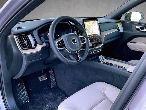 New 2026 Volvo XC60 B5 Plus w/ Climate Package image 7