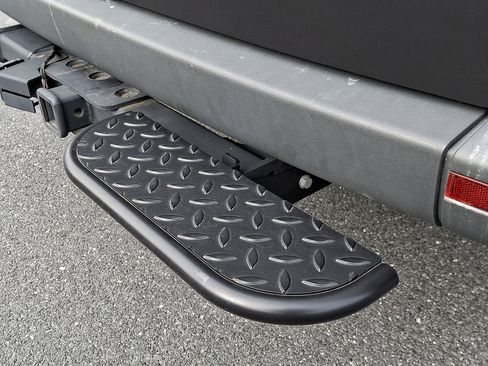 Used 2024 Mercedes-Benz Sprinter 2500 image 30