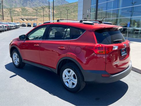 Used 2015 Toyota RAV4 LE FWD image 11