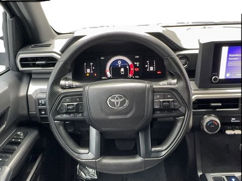 Used 2024 Toyota Tacoma SR5 RWD image 37