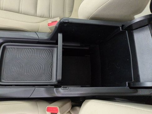 Used 2019 Honda CR-V EX image 25