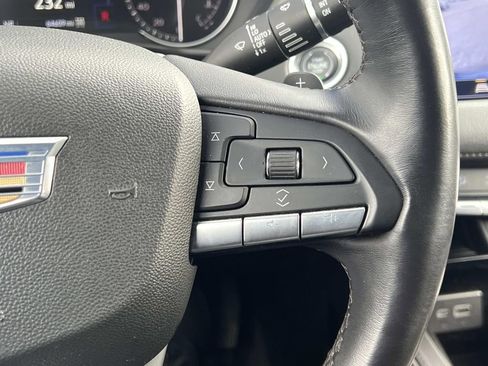 Used 2023 Cadillac XT4 Premium Luxury image 21