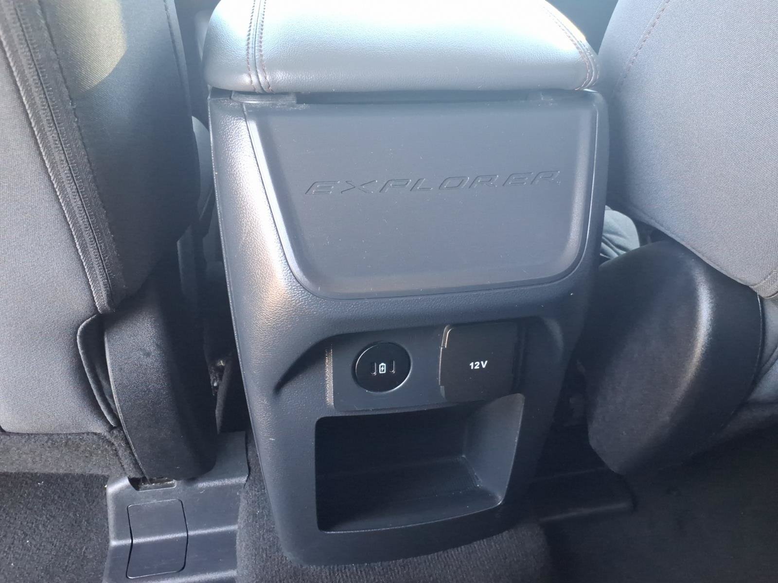 Certified 2025 Ford Explorer Active RWD image 17