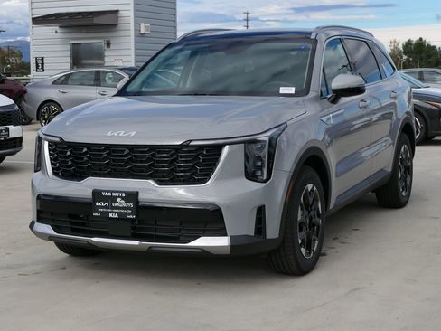 New 2026 Kia Sorento S image 6