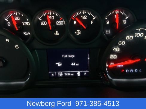 Used 2024 Chevrolet Silverado 1500 W/T w/ Z71 Off-Road Package AWD/4WD image 16