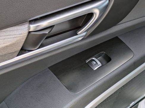 Used 2022 Kia Telluride EX w/ EX Premium Package image 28