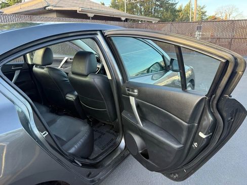 Used 2010 MAZDA MAZDA3 s Grand Touring image 12