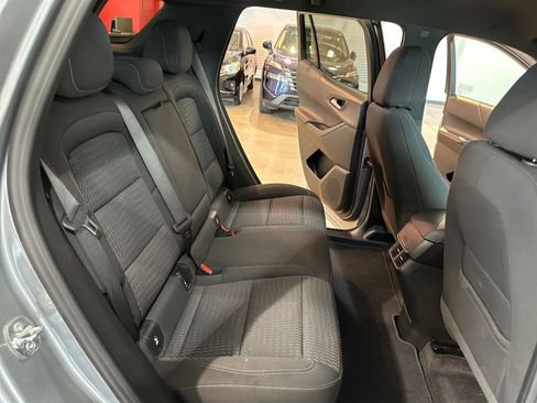 Used 2025 Chevrolet Equinox LT FWD image 37