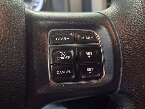 Used 2017 RAM 1500 Express image 26