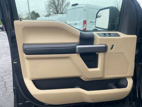Used 2018 Ford F150 XLT AWD/4WD image 18