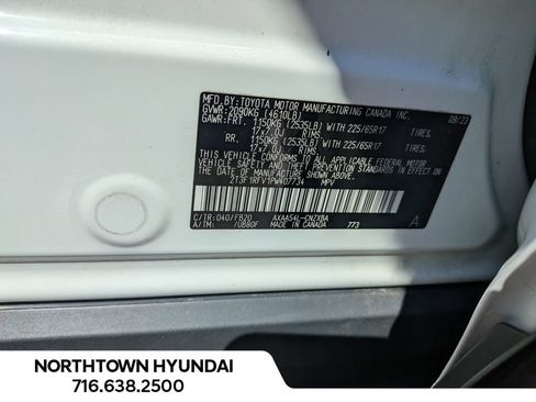 Used 2023 Toyota RAV4 LE AWD/4WD image 30