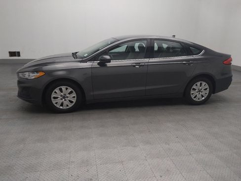 Used 2020 Ford Fusion S image 2