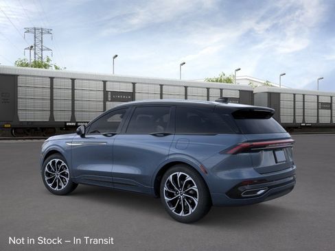 New 2026 Lincoln Nautilus Reserve AWD/4WD image 4