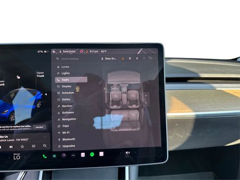 Used 2020 Tesla Model Y Long Range image 26