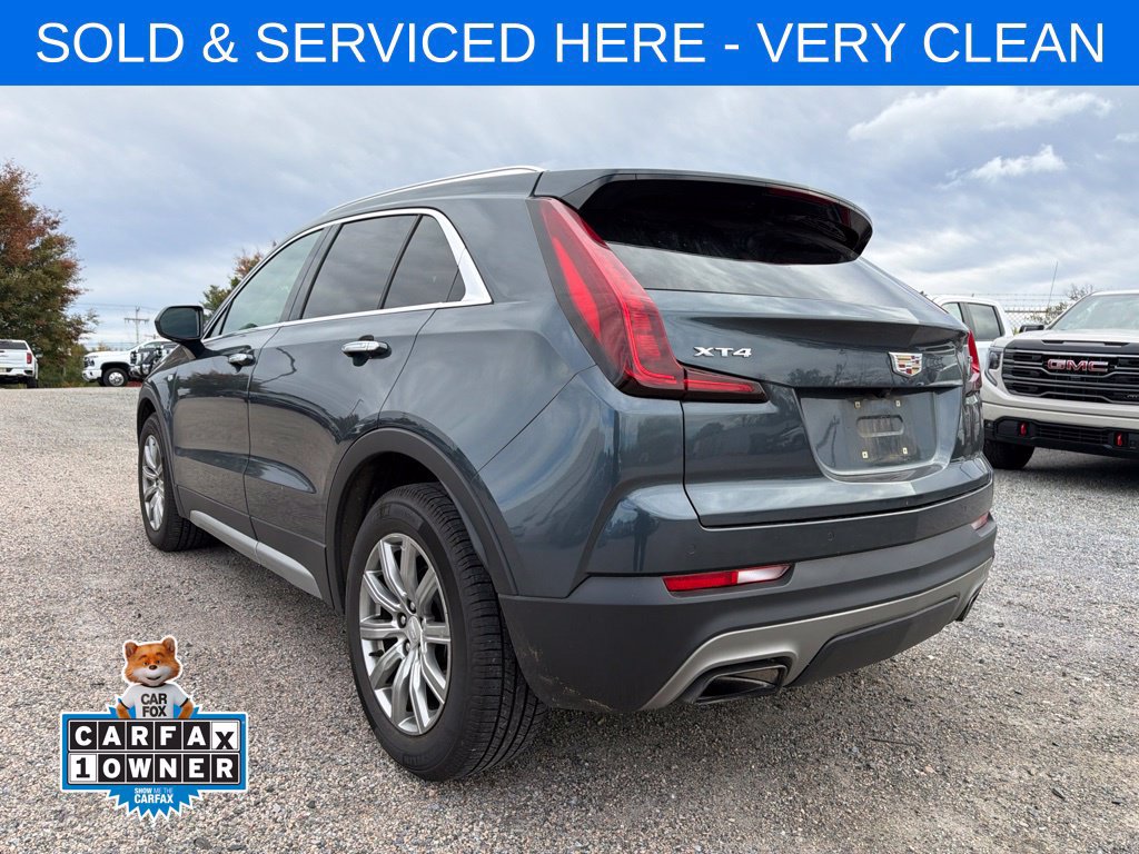 Used 2019 Cadillac XT4 Premium Luxury w/ Cold Weather Package FWD image 9