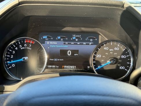 Used 2017 Ford F250 Platinum w/ Platinum Ultimate Package image 17