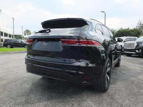 Used 2025 Jaguar F-PACE R-Dynamic S AWD/4WD image 10