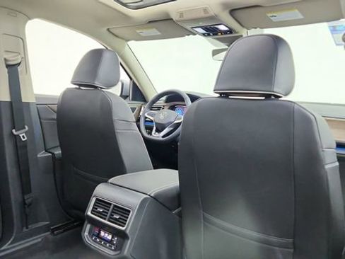 Used 2026 Volkswagen Atlas SEL Premium R-Line image 26