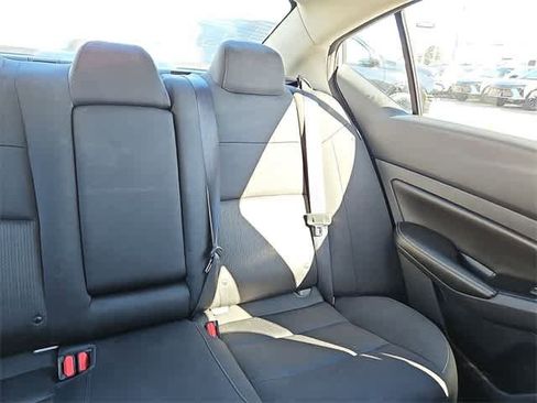 Used 2023 Nissan Altima 2.5 SV image 15