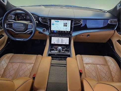 Used 2023 Jeep Grand Wagoneer Series III w/ Rear Seat Video Group 1 image 17