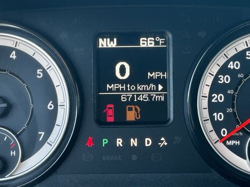 Used 2024 RAM 1500 Classic SLT image 28