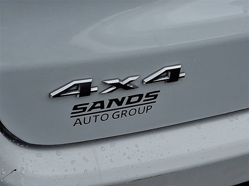 Used 2022 Jeep Compass Limited image 34